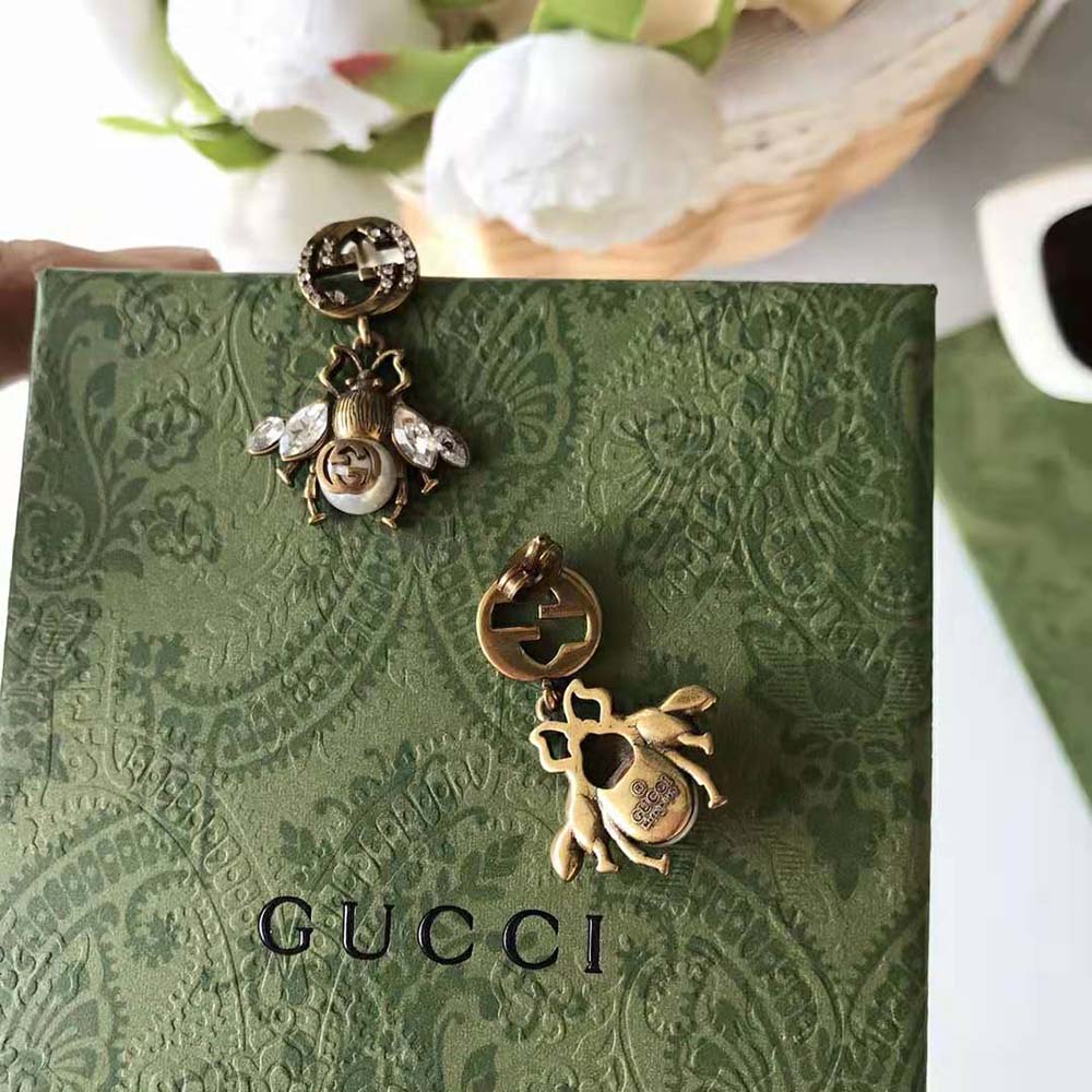 Gucci Women Bee Earrings with Interlocking G (5)