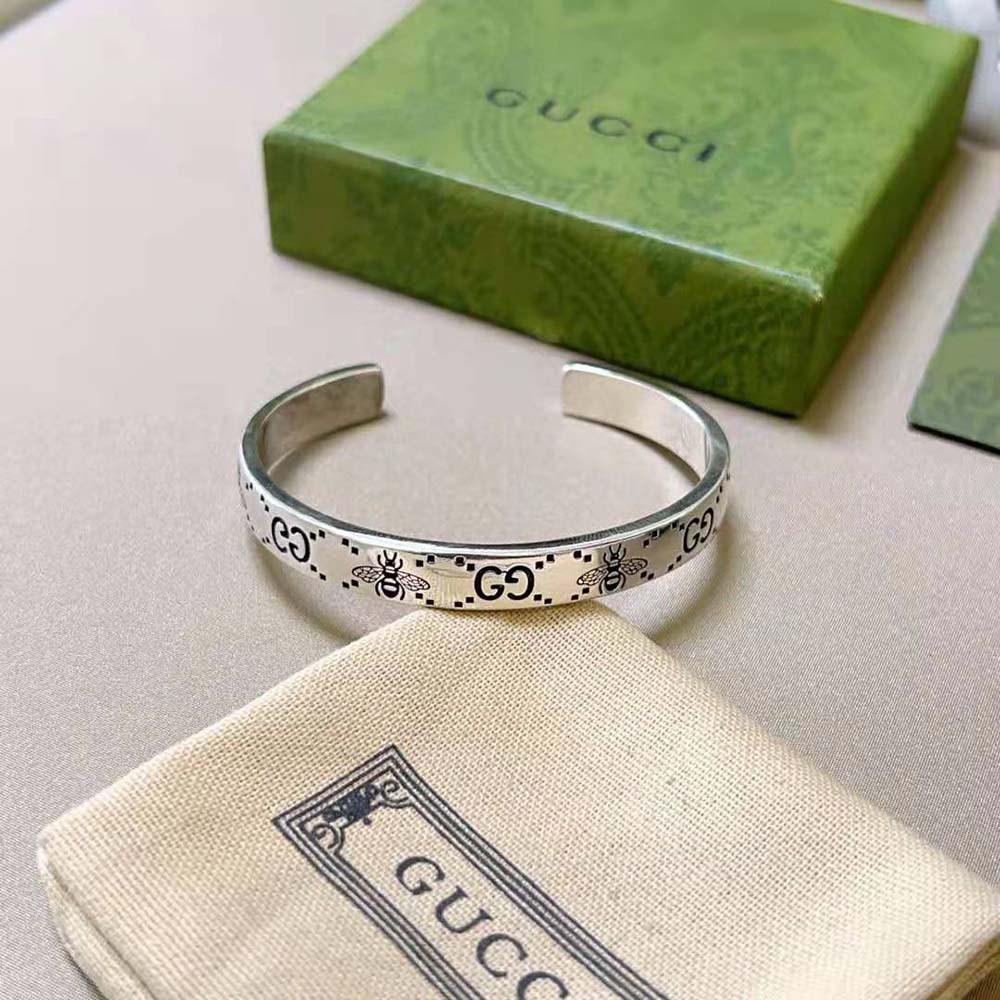 Gucci Women GG and Bee Engraved Cuff Bracelet (2)