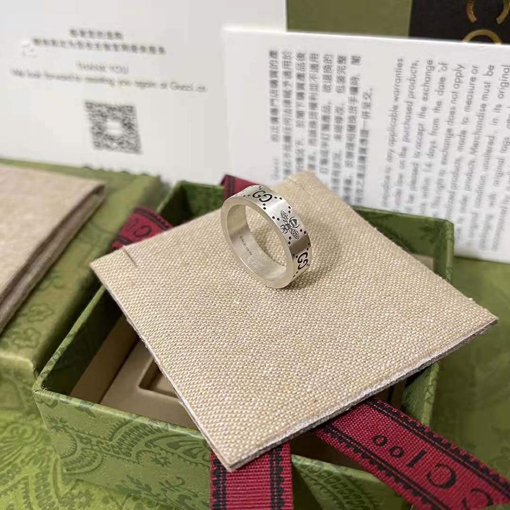 Gucci Women GG and Bee Engraved Ring (5)