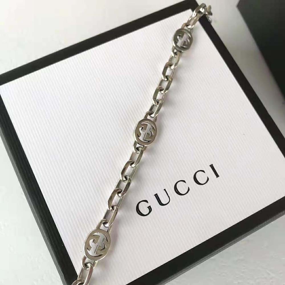 Gucci Women Silver Bracelet with Interlocking G (5)