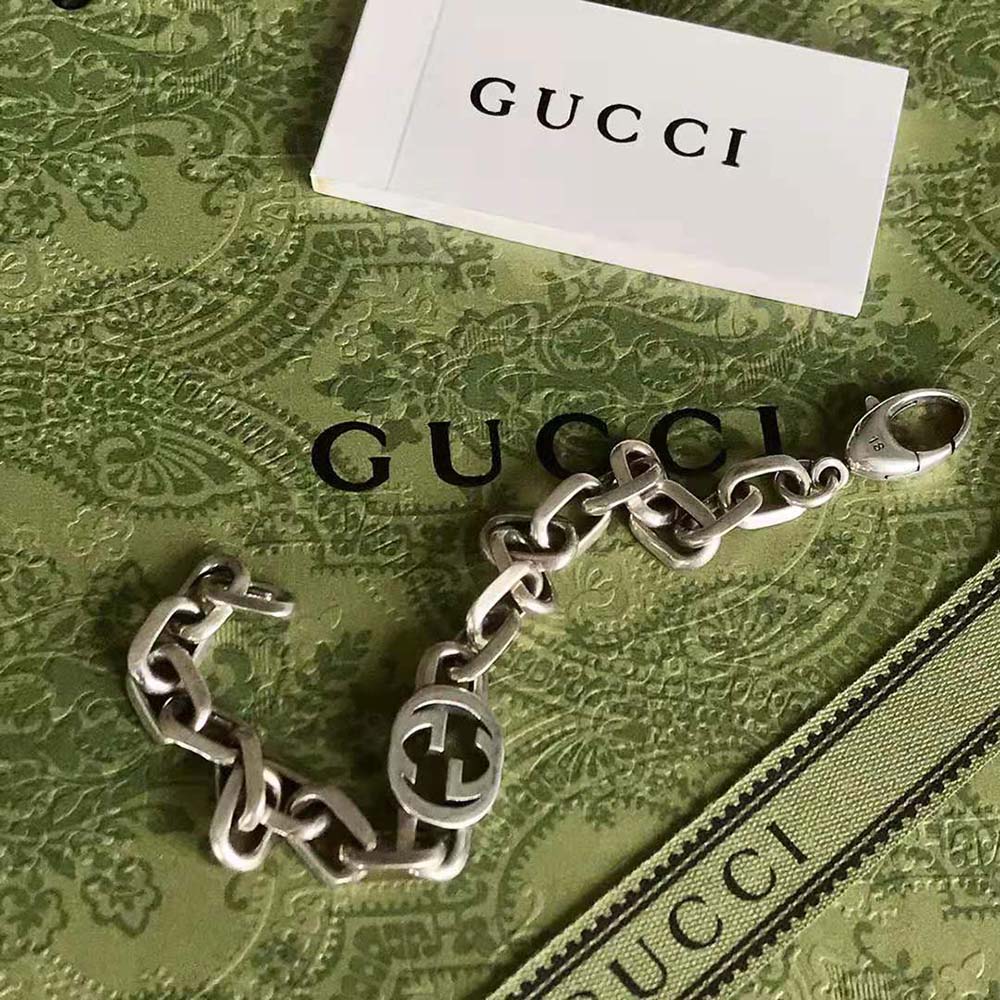 Gucci Women Silver Bracelet with Interlocking G (6)