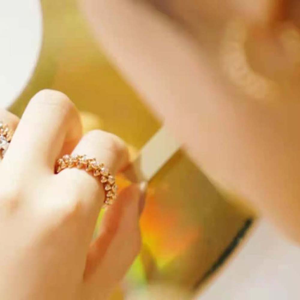 Cartier Women Clash De Cartier Ring Diamonds in Rose Gold (4)