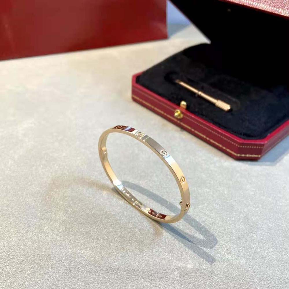 Cartier Women LOVE Bracelet in 18K Yellow Gold (2)