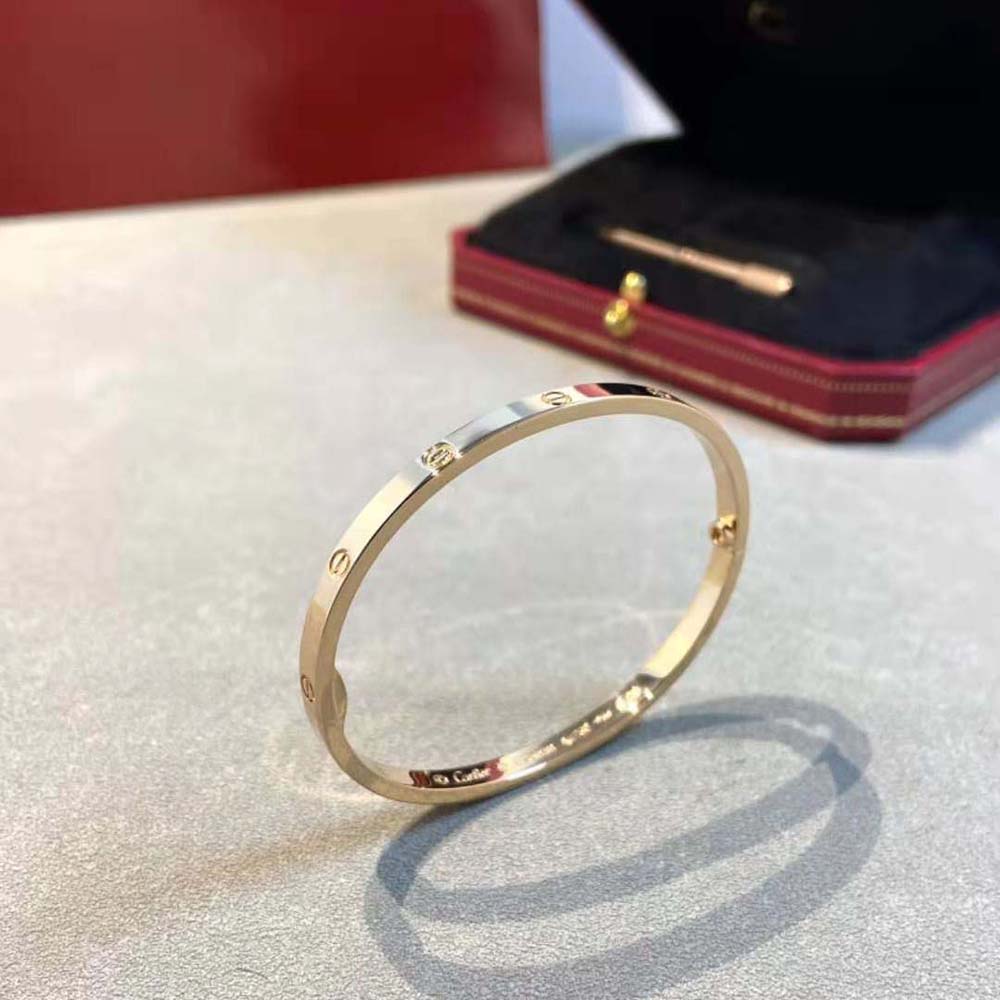 Cartier Women LOVE Bracelet in 18K Yellow Gold (3)