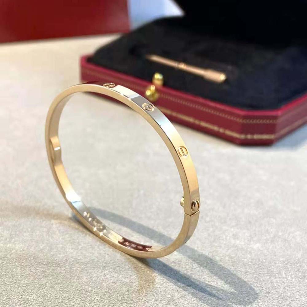 Cartier Women LOVE Bracelet in 18K Yellow Gold (4)