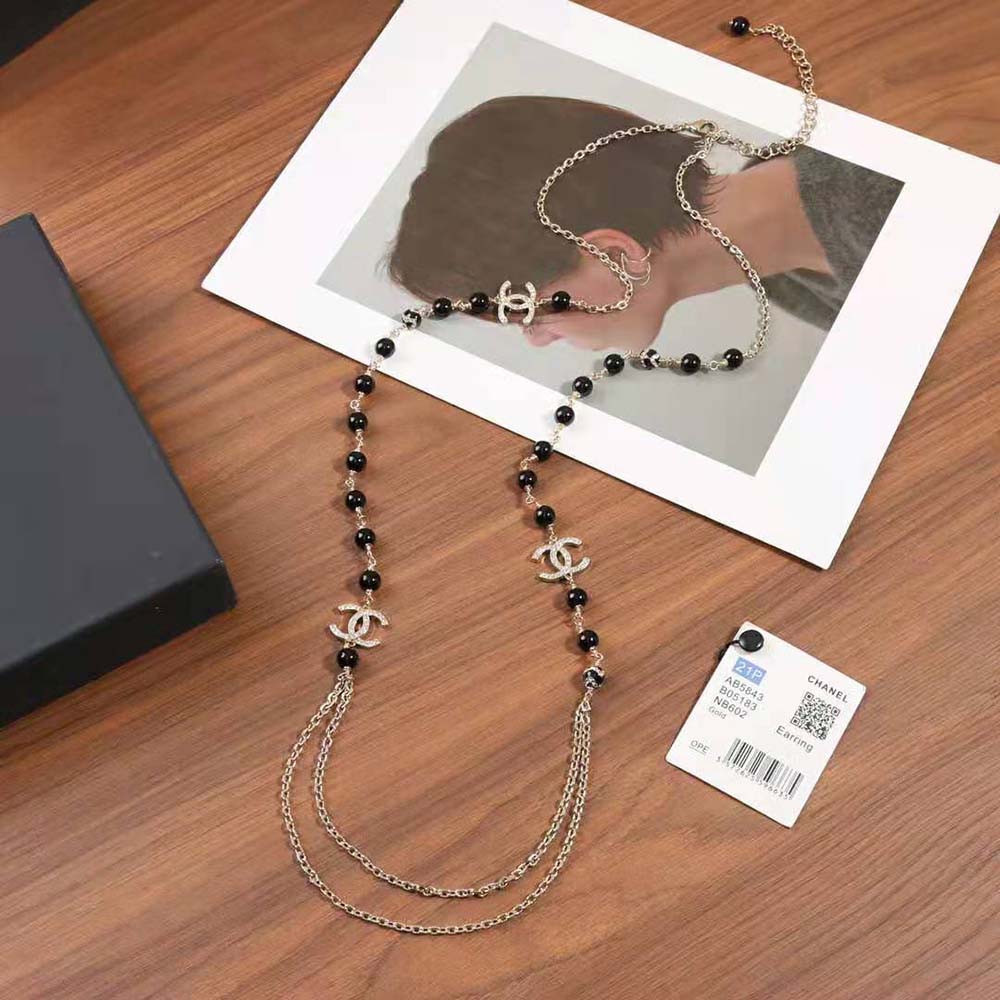 Chanel Women Long Necklace in Metal Glass Pearls and Strass (6)