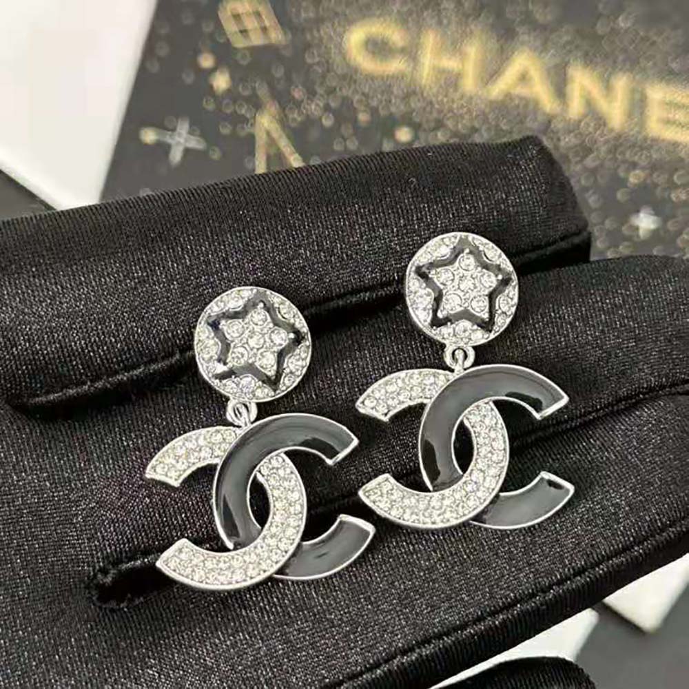 Chanel Women Pendant Earrings in Metal and Strass (5)