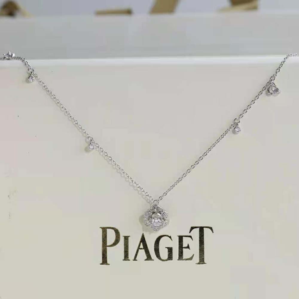 Piaget Women Rose Necklace in Rhodium Finish 18K White Gold (3)