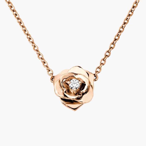 Piaget Women Rose Pendant in 18K Rose Gold (1)