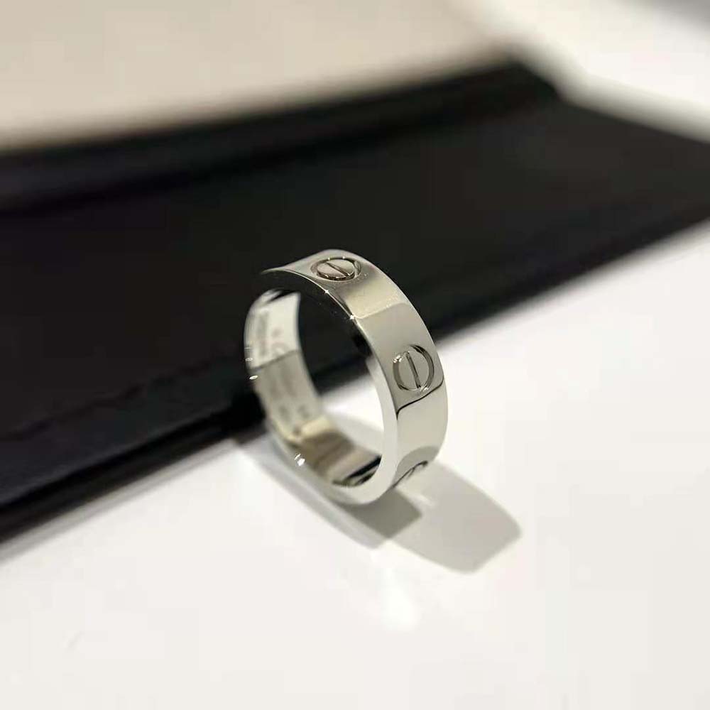 Cartier Women LOVE Ring in White Gold (8)