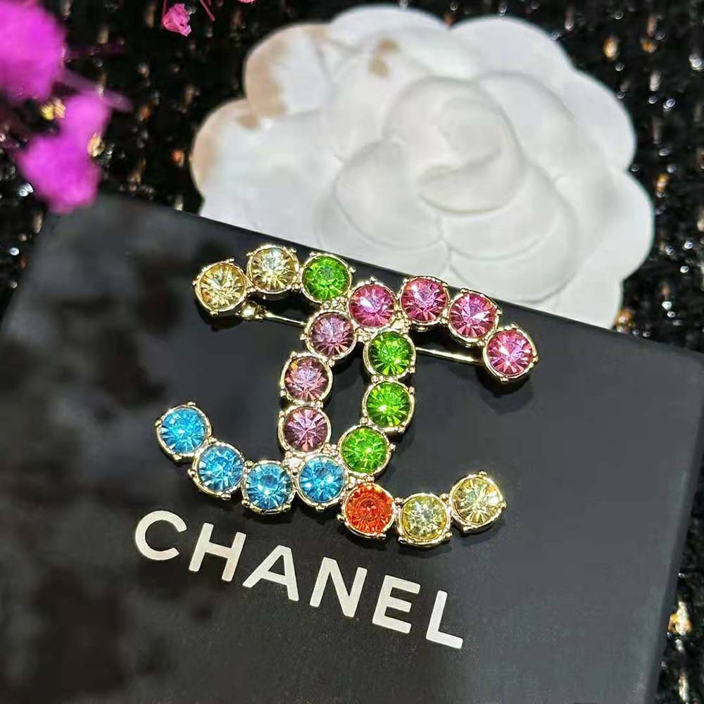 Chanel Women Brooch in Metal and Diamantés (6)