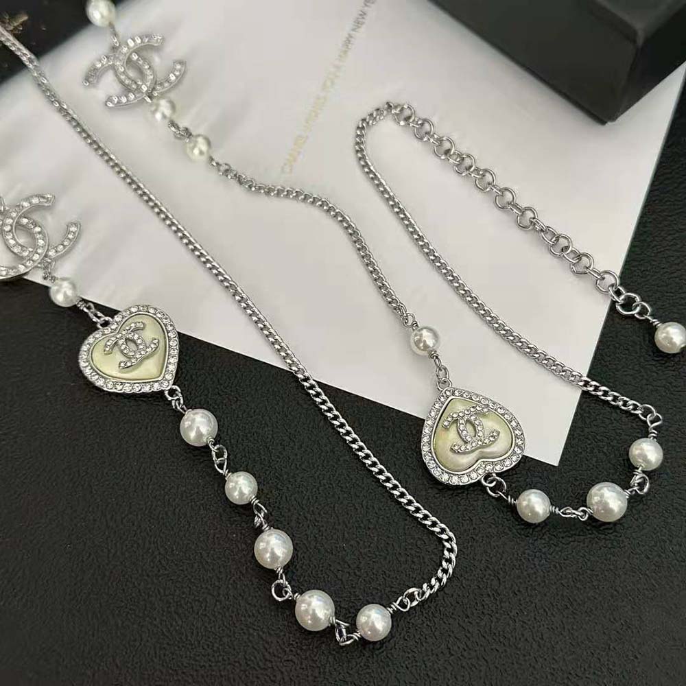 Chanel Women Long Necklace in Metal Glass Pearls and Strass (3)