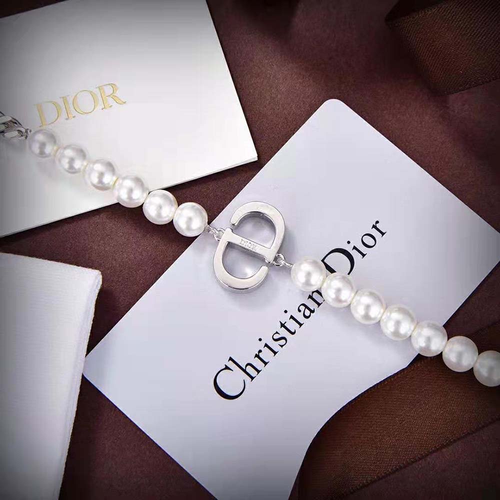 Dior Women 30 Montaigne Long Necklace Silver-Finish Metal and Silver-Tone Crystals (3)