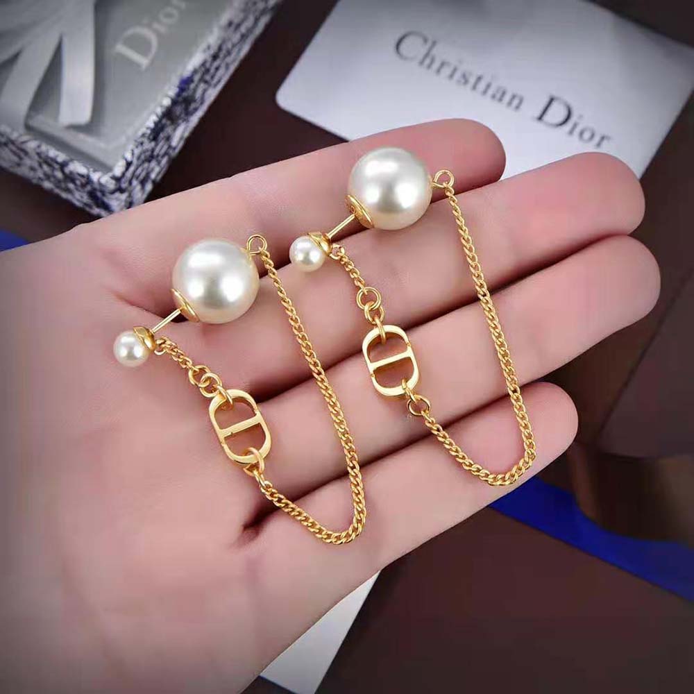 Dior Women 30 Tribales Earrings Gold-Finish Metal and White Resin Pearls (5)