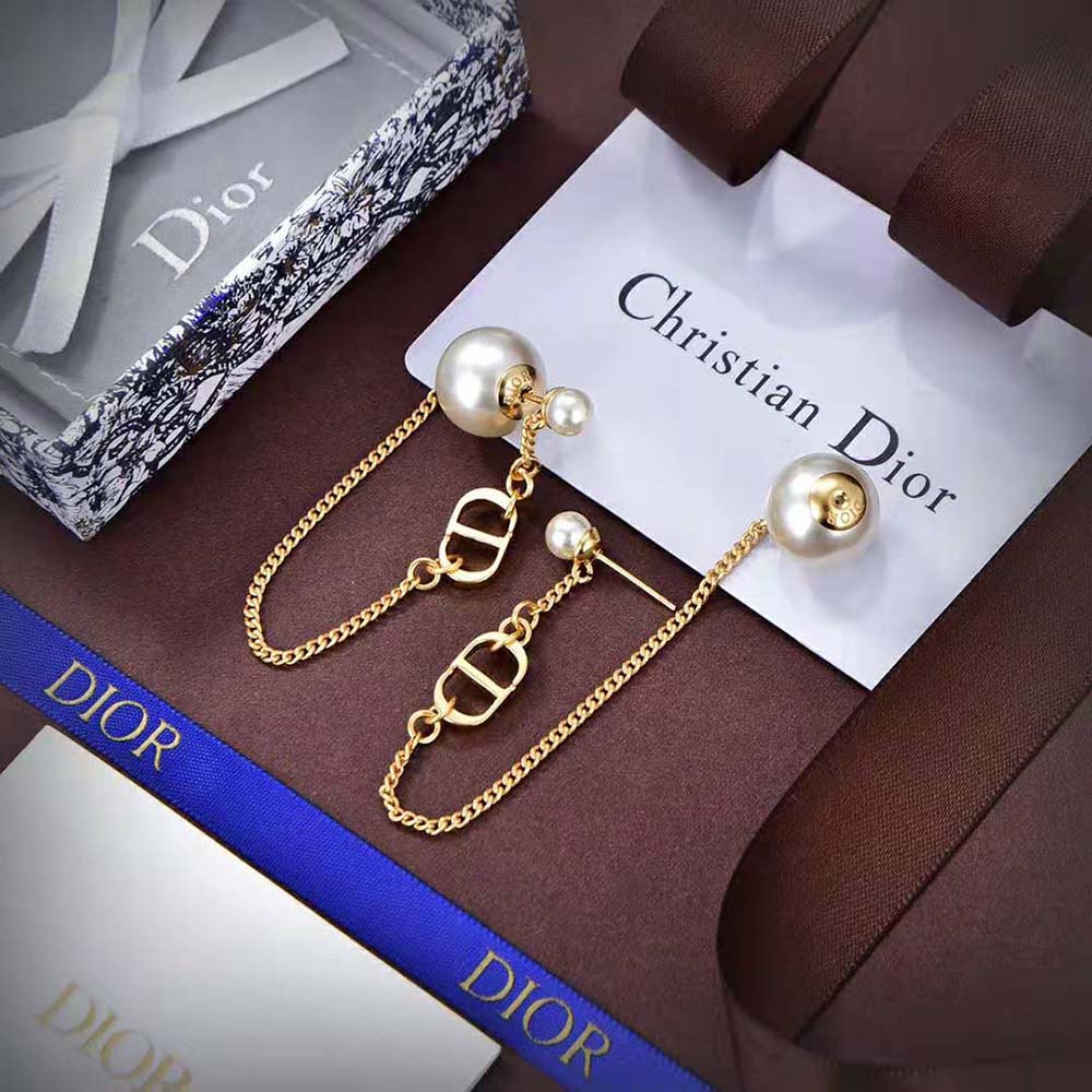 Dior Women 30 Tribales Earrings Gold-Finish Metal and White Resin Pearls (6)
