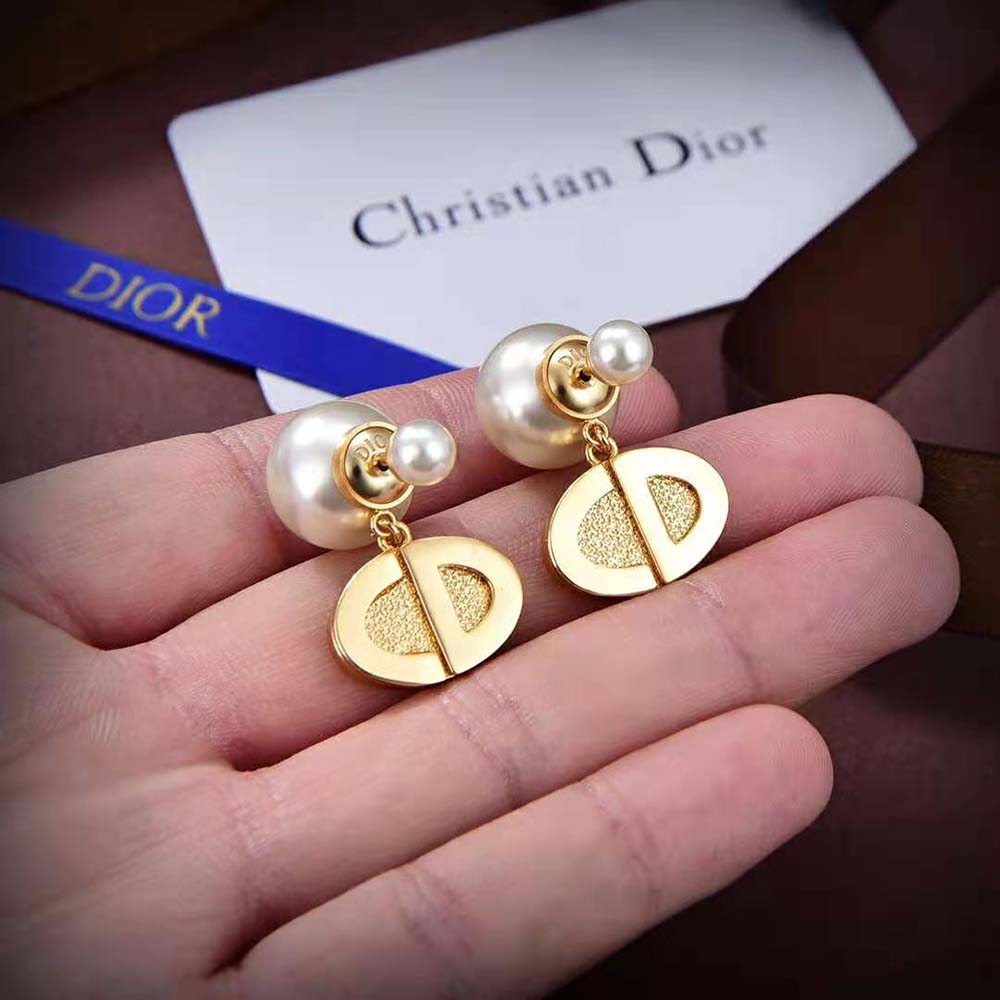 Dior Women Tribales Earrings Gold-Finish Metal and White Resin Pearls (6)