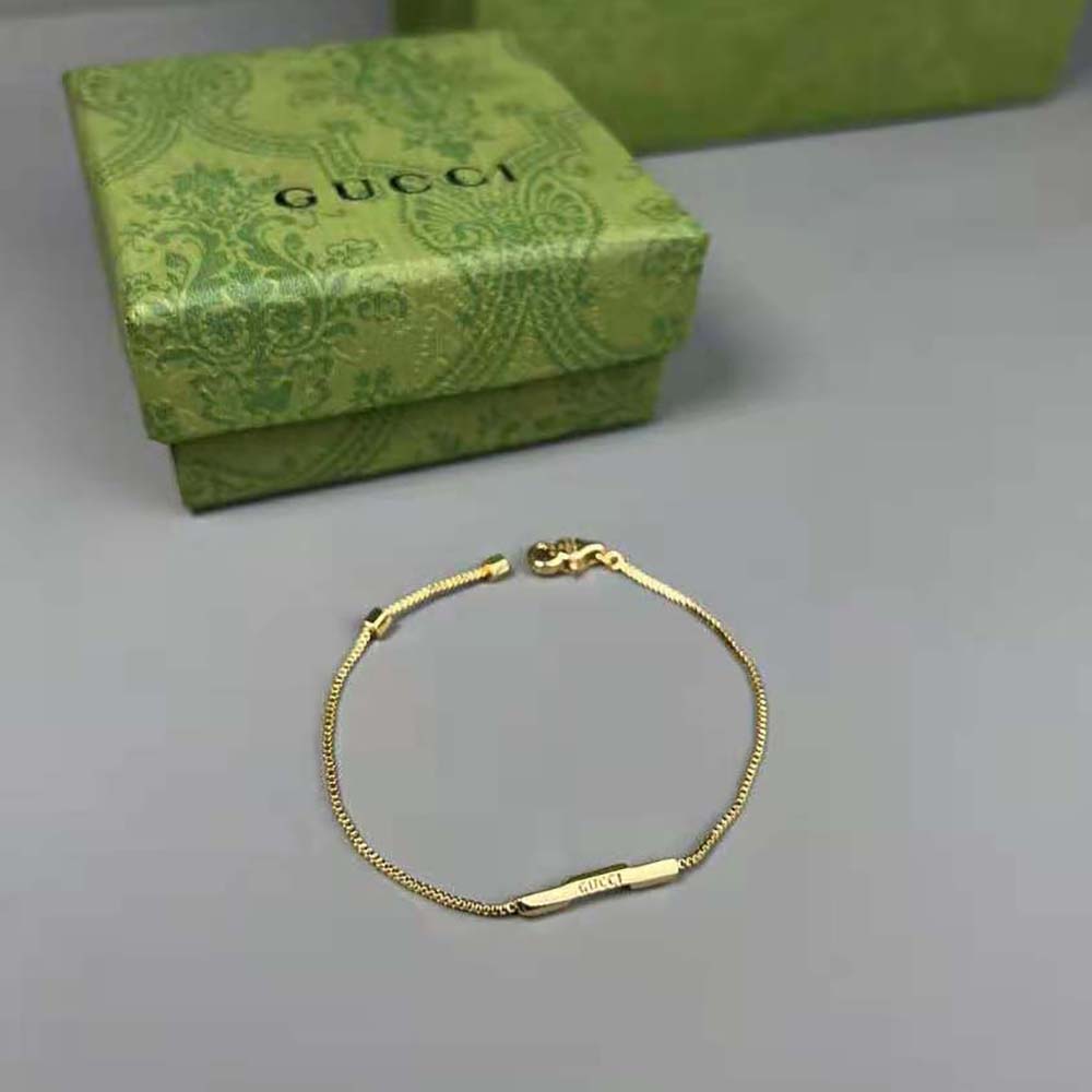 Gucci Women Link to Love Bracelet with ‘Gucci’ Bar in Yellow Gold (2)