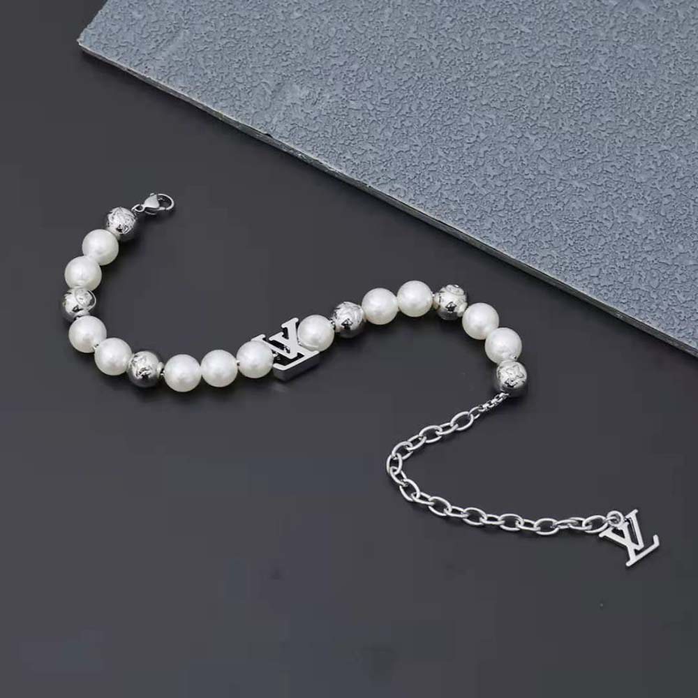 Louis Vuitton Men Monogram Pearls Bracelet (8)