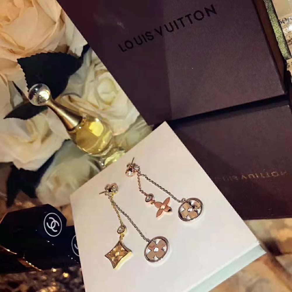 Louis Vuitton Women Blossom Long Earrings 3 Golds and Diamonds (4)