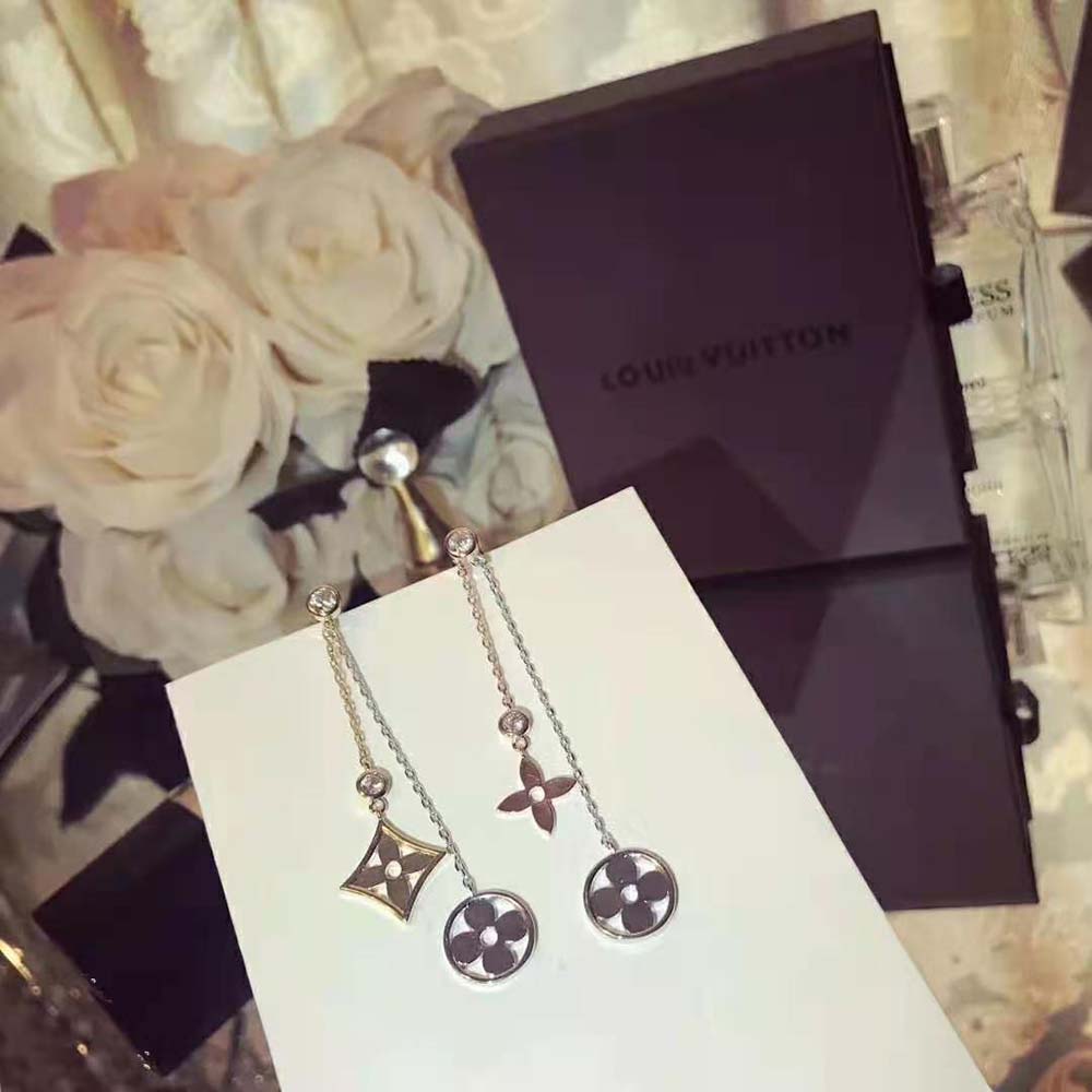 Louis Vuitton Women Blossom Long Earrings 3 Golds and Diamonds (6)