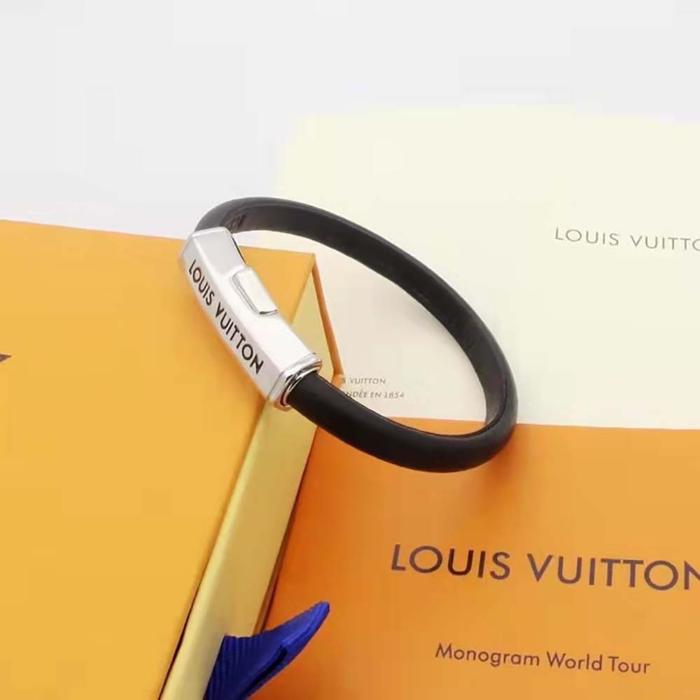 Louis Vuitton Women Clip It Bracelet (8)