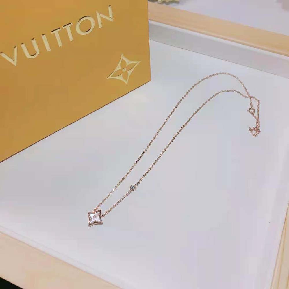 Louis Vuitton Women Color Blossom Star Pendant in Pink Gold (3)