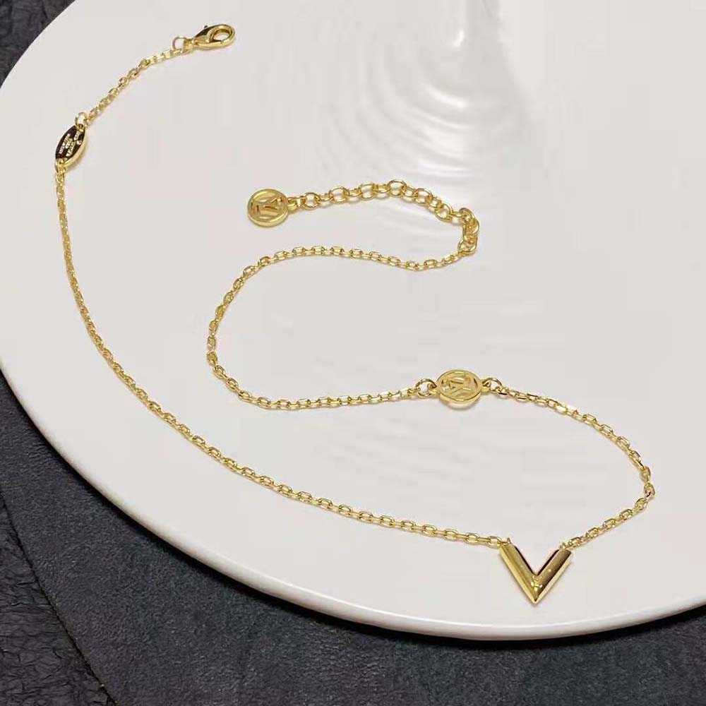 Louis Vuitton Women Essential V Necklace (2)
