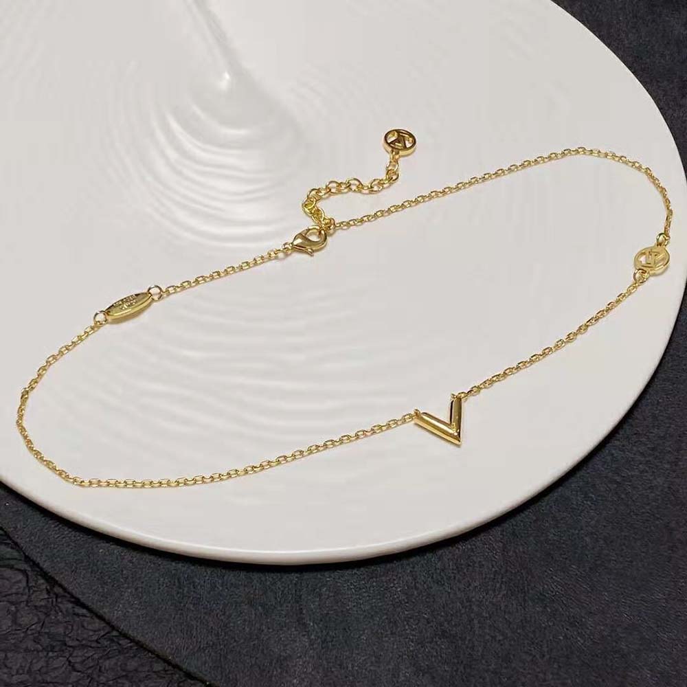 Louis Vuitton Women Essential V Necklace (4)