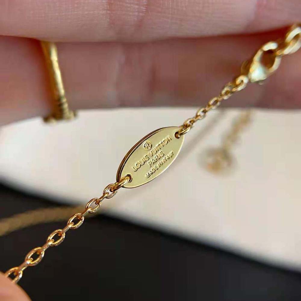 Louis Vuitton Women Fall in Love Necklace (6)
