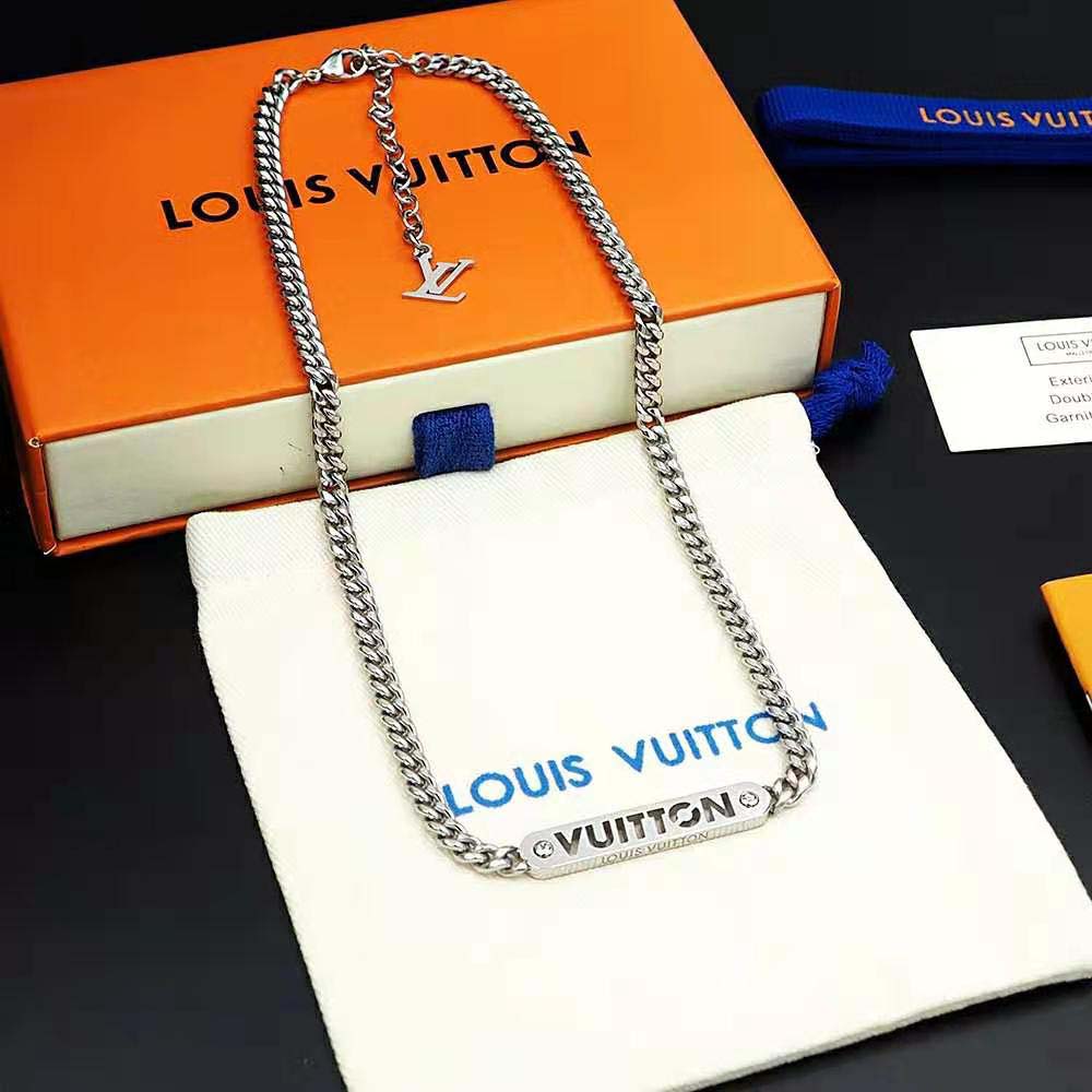 Louis Vuitton Women LV ID Necklace (7)