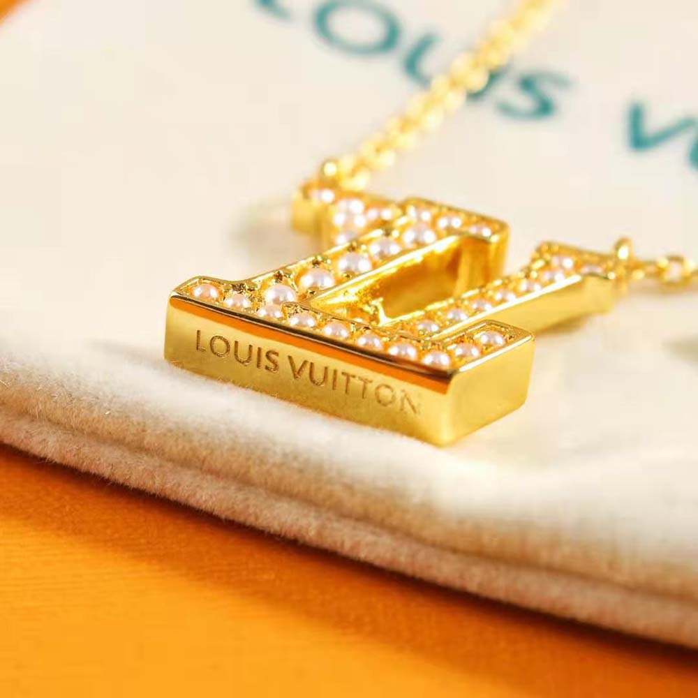 Louis Vuitton Women LV Iconic Pearls Necklace (6)