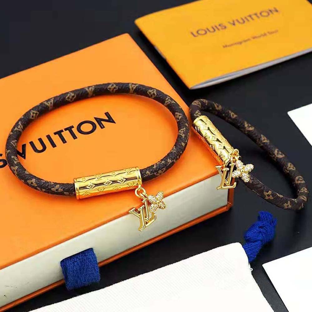 Louis Vuitton Women LV Push Bracelet (5)