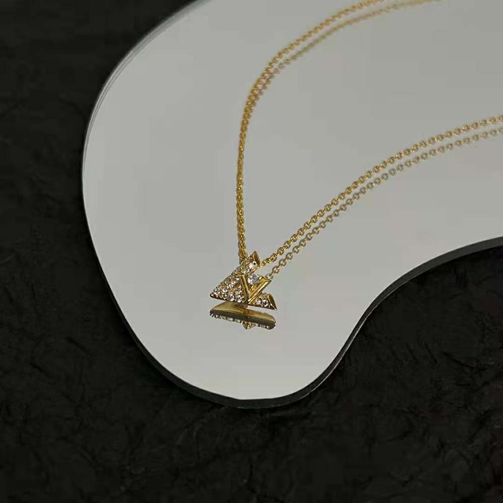 Louis Vuitton Women LV Volt One Pendant in Yellow Gold (3)