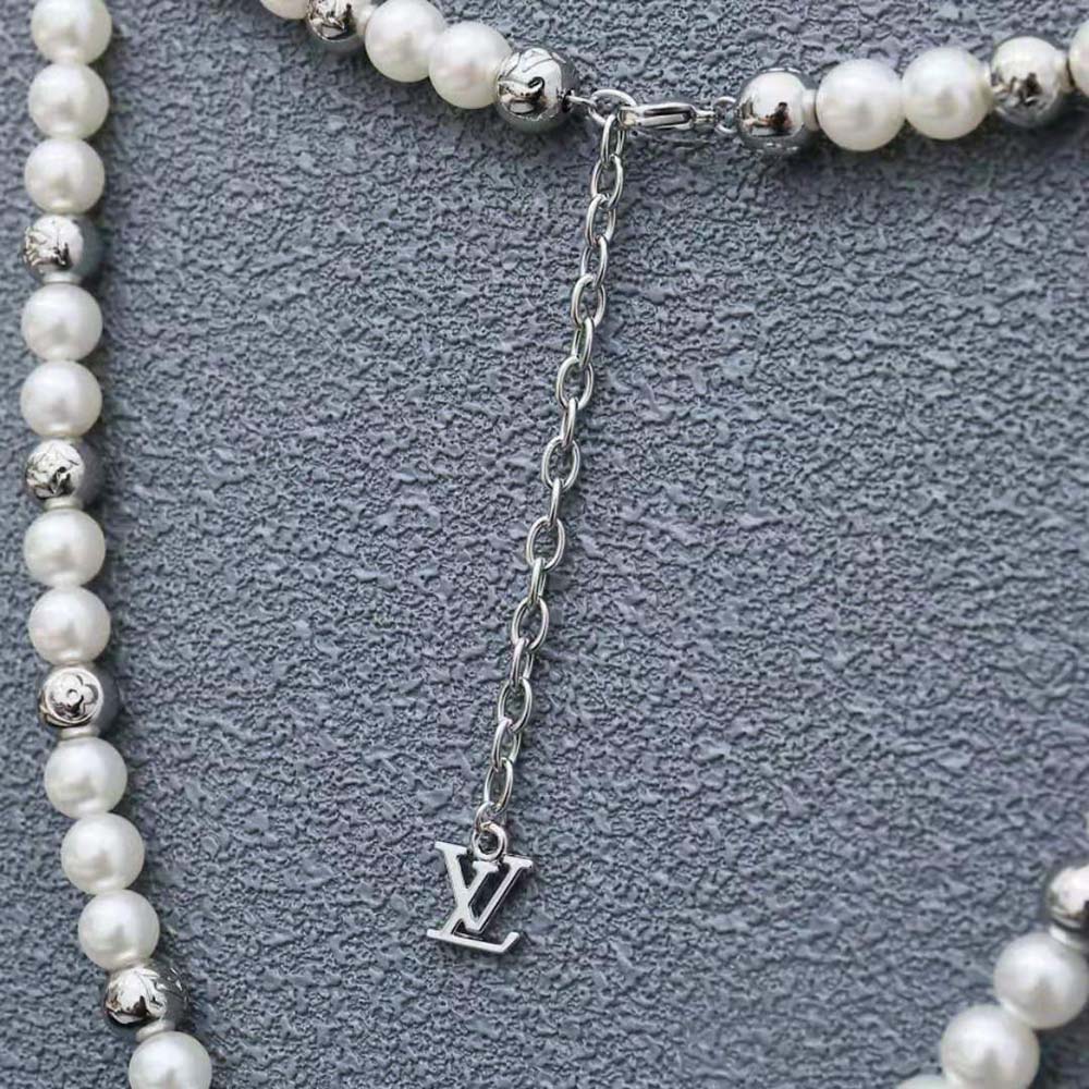 Louis Vuitton Women Monogram Pearls Necklace (3)