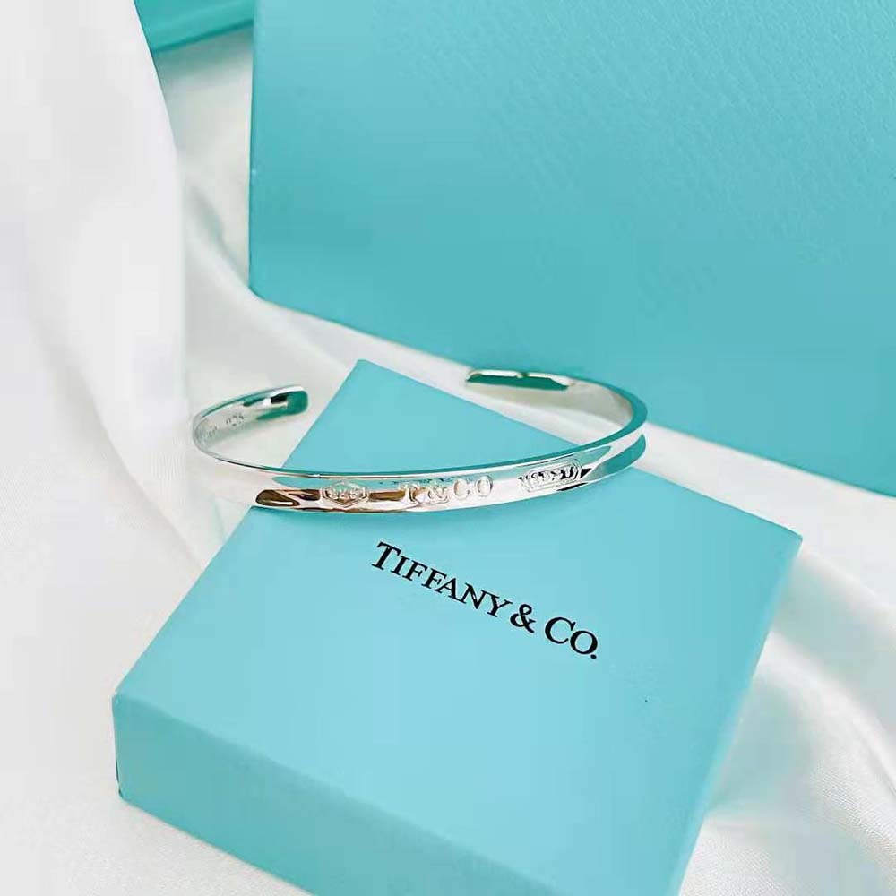 Tiffany 1837 Cuff in Silver Narrow (7)