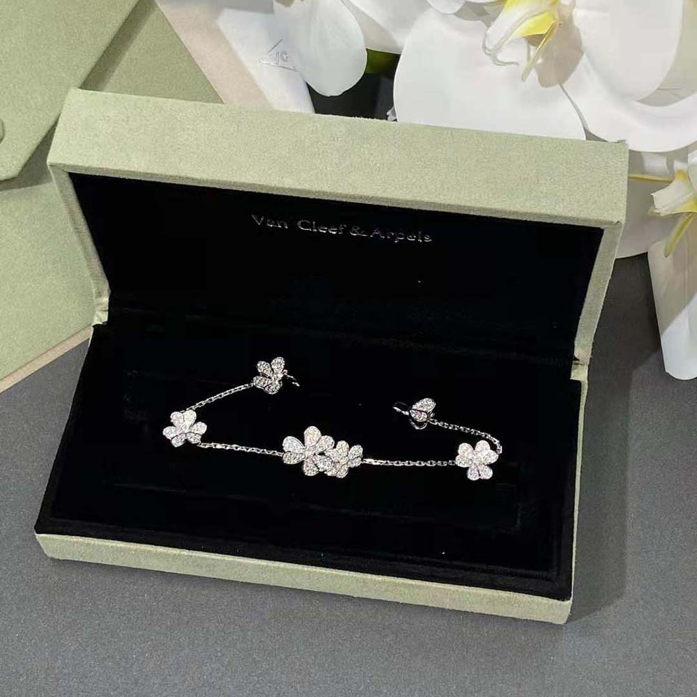Van Cleef & Arpels Lady Frivole Bracelet 5 Flowers in 18K White Gold (2)