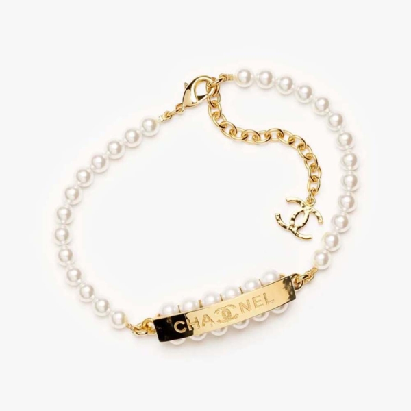 Chanel Women Choker in Metal Glass Pearls & Imitation Pearls-NS018 (1)