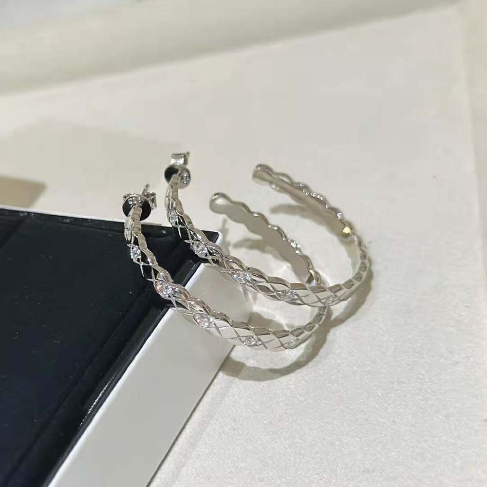 Chanel Women Coco Crush Hoop Earrings in 18K White Gold-J12094 (5)