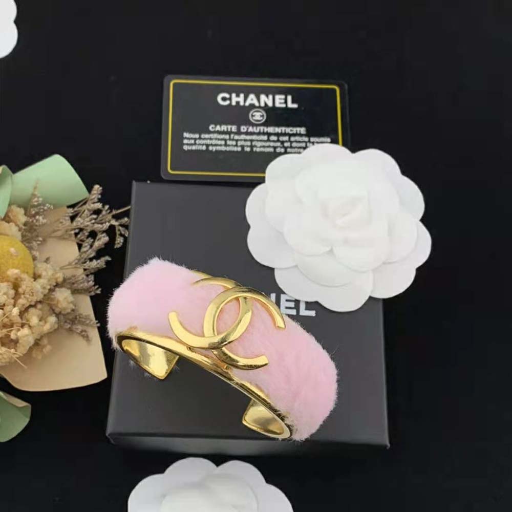 Chanel Women Cuff in Metal & Fantasy Fur-NU421 (2)