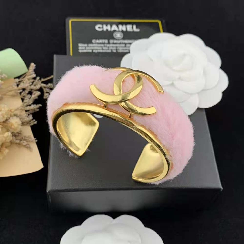 Chanel Women Cuff in Metal & Fantasy Fur-NU421 (3)