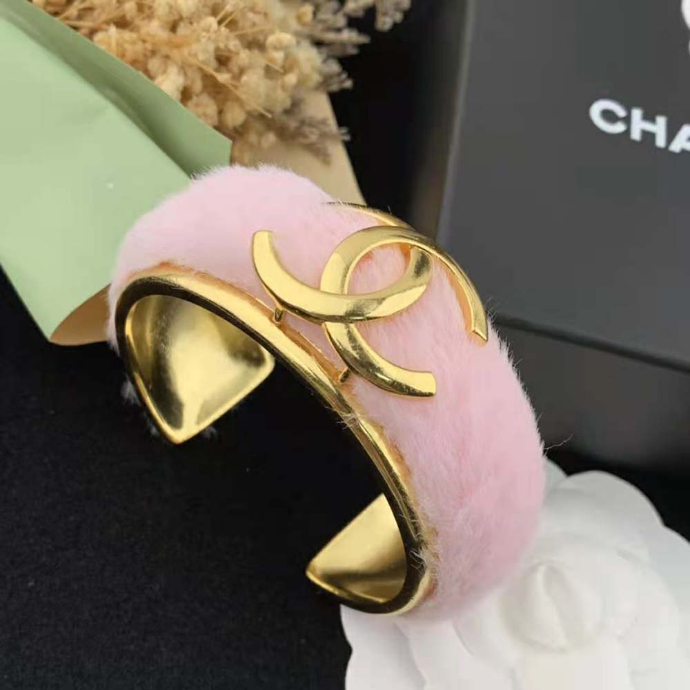 Chanel Women Cuff in Metal & Fantasy Fur-NU421 (4)