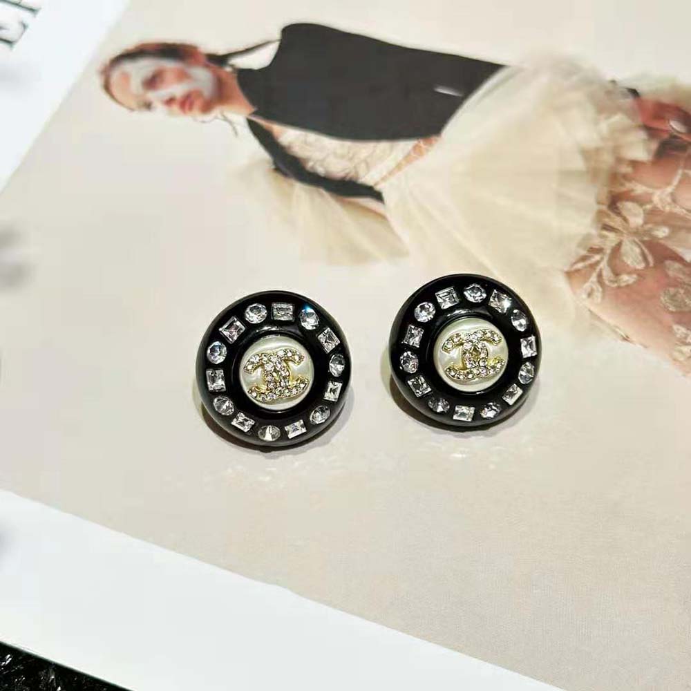 Chanel Women Stud Earrings in Resin Metal & Strass-NU642 (7)