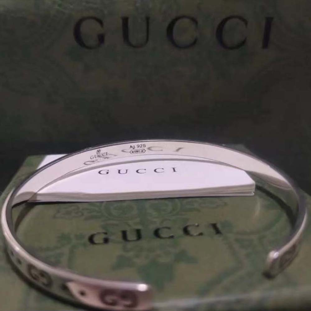 Gucci Unisex Icon 18k Bracelet 434524 J8502 9000 (6)