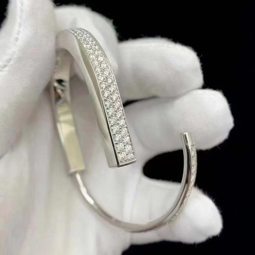 Tiffany Lock Bangle in White Gold with Full Pavé Diamonds (5)