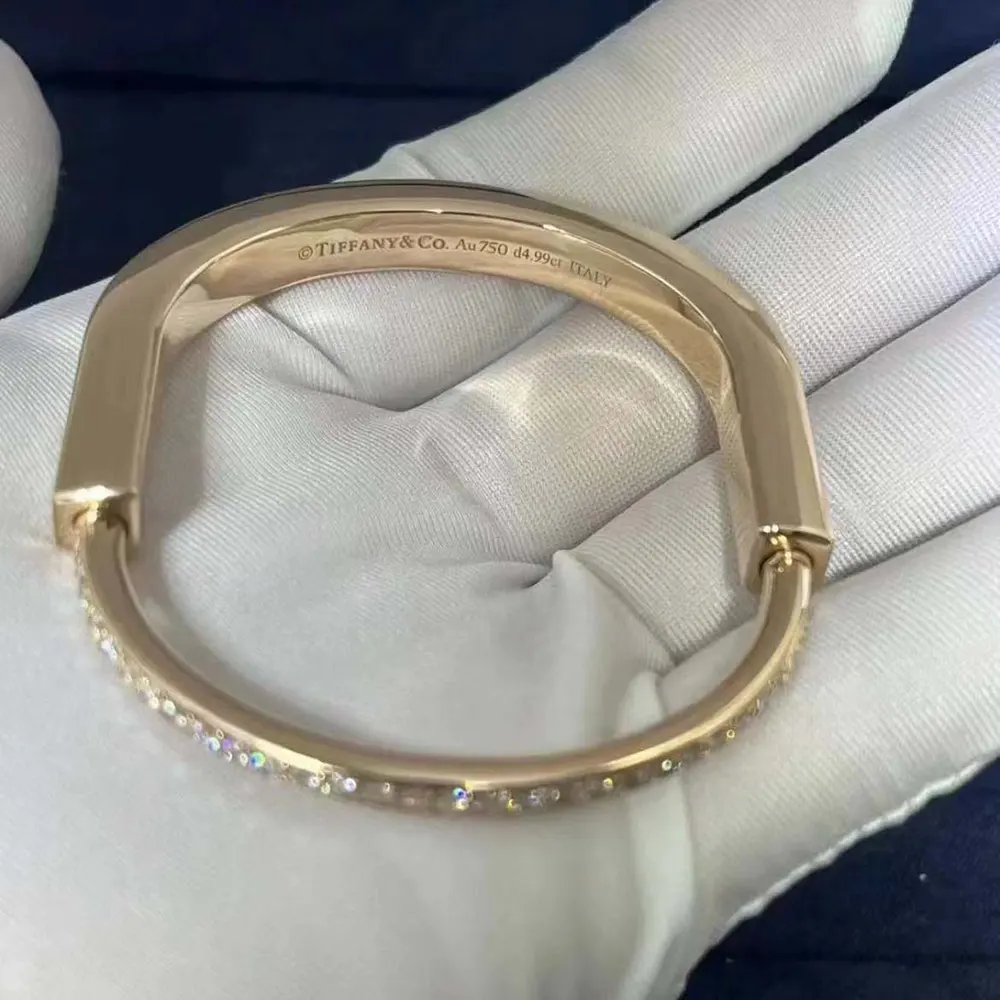 Tiffany Lock Bangle in Yellow Gold with Full Pavé Diamonds (5)