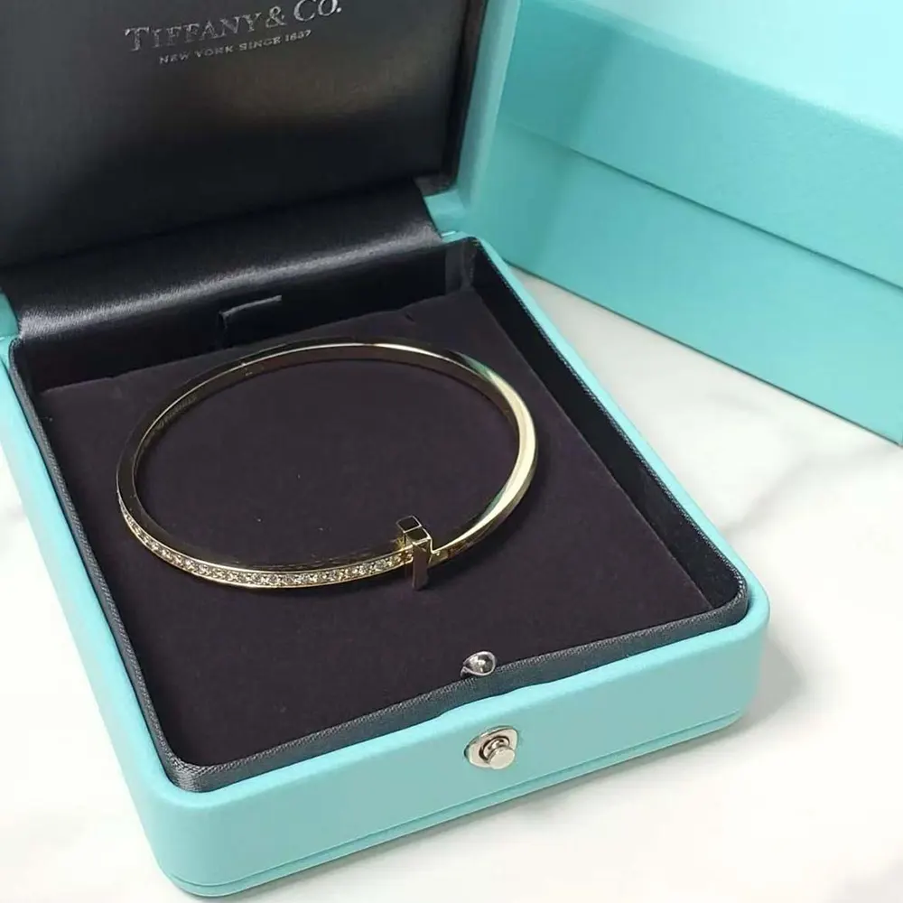 Tiffany T T1 Narrow Diamond Hinged Bangle in Yellow Gold (5)