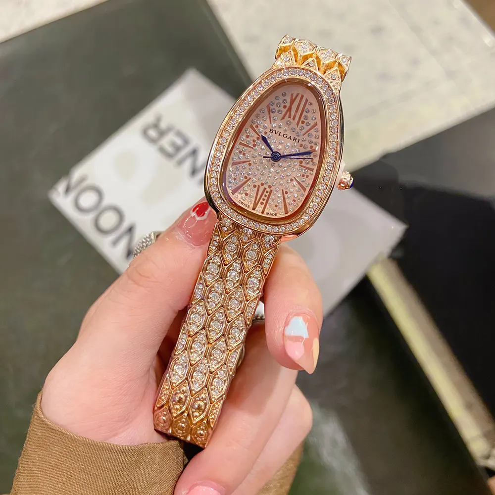 Bulgari Women Serpenti Seduttori Watch Quartz Movement 33 mm in Rose Gold and Diamond (3)