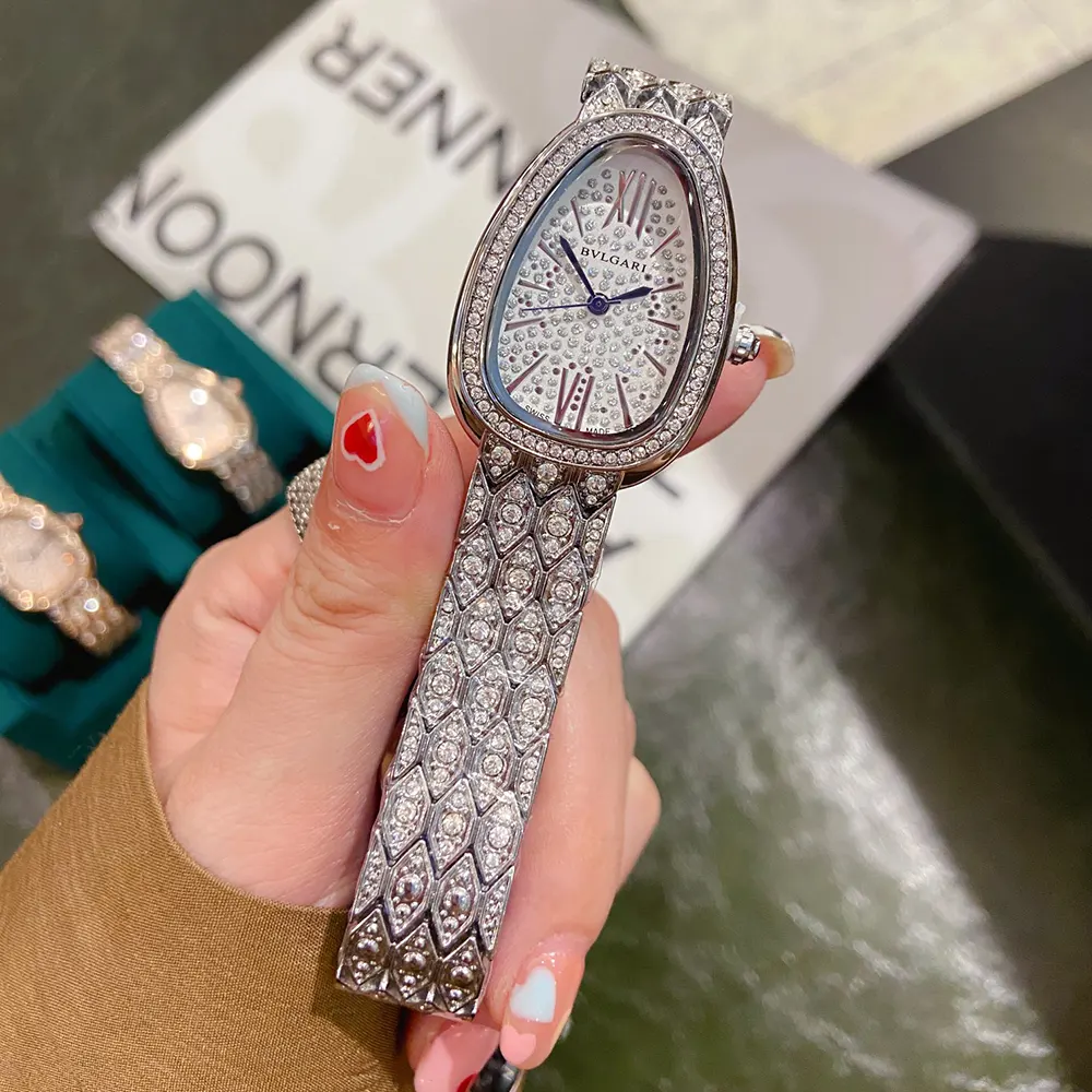 Bulgari Women Serpenti Seduttori Watch Quartz Movement 33 mm in White gold and Diamonds-White (4)