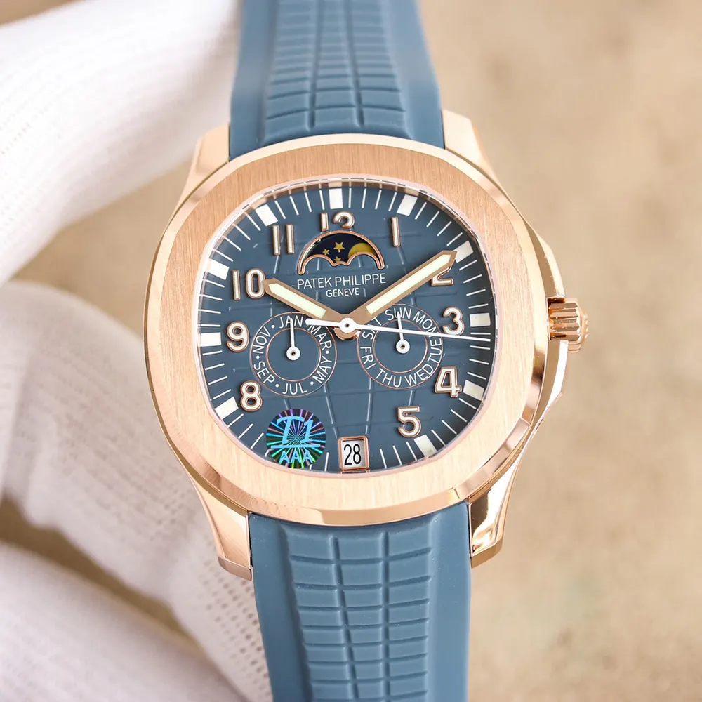 Patek Philippe Men Aquanaut Self-winding 40mm in Blue-gray (2)