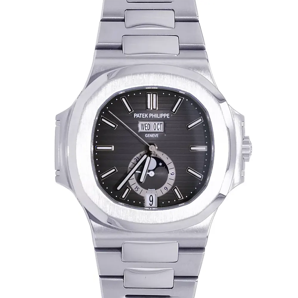 Patek Philippe Men Nautilus Self-Winding 40 mm in Stainless Steel and Grey dial